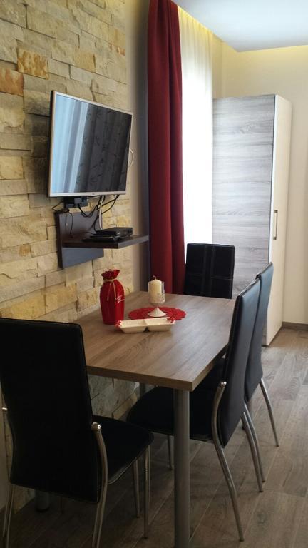 Apartman Mia Milmari โคเปานิก ภายนอก รูปภาพ